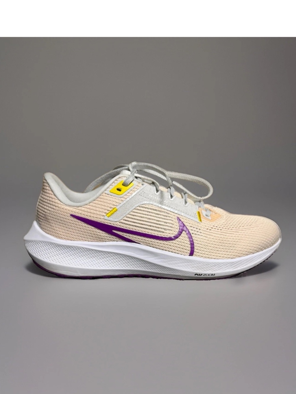 Nike Air Zoom Pegasus 40 Women's Pink Running Shoes DV3854-800 Size 9.5